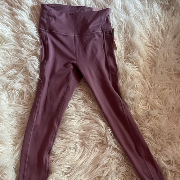 NWT Victoria's Secret High-Rise 7/8 Leggings Size 4 - Picture 3 of 7